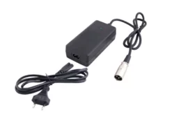 Promovec 36V Oplader til Elcykel - 3 Stik/Ben - Hurtig og Pålidelig Opladning