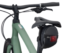 Specialized Flashback Genopladelig Baglygte, 20 Lumen - Cykellygte til Sikkerhed og Pålidelighed -Specialized Salgsbutik 49120 240 LGHT FLASHBACK TAILLIGHT DETAIL 6