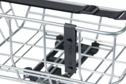 BASIL Portland MIK Silver Cykelkurv, 34L - Elegant og Funktionel Cykelkurv -Specialized Salgsbutik 5054620basil20portland20bicycle20rear20basket20mik20chrome 4