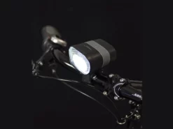 Spanninga Axendo Genopladelig Forlygte, 40 Lux - Cykellygte med høj lysstyrke -Specialized Salgsbutik 999159 2