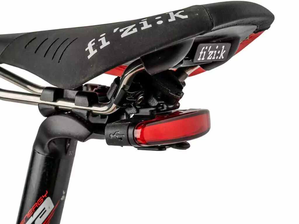 CloseTheGap Cover My Back 2+ Bagskærm M. Lygte - Sikkerhedslygte til Cykel 5 CloseTheGap Cover My Back 2+ Bagskærm M. Lygte - Sikkerhedslygte til Cykel - Billede 3