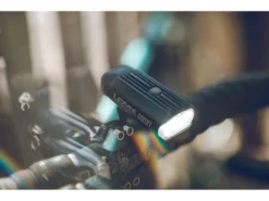 Lezyne Micro Drive Forlygte, 600 Lumen - Cykellygter til enhver tur 7 Lezyne Micro Drive Forlygte, 600 Lumen - Cykellygter til enhver tur -Specialized Salgsbutik IN45210010220 20billede203