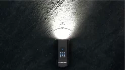 MOON Rigel Power Genopladelig Forlygte, 3600 Lumen - Cykellygte med Høj Lysstyrke 13 MOON Rigel Power Genopladelig Forlygte, 3600 Lumen - Cykellygte med Høj Lysstyrke -Specialized Salgsbutik RIGEL POWER WEBPAGE 08 01